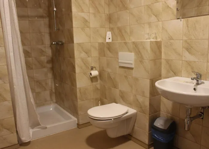 Bendovský Dvůr Bed & Breakfast 3*